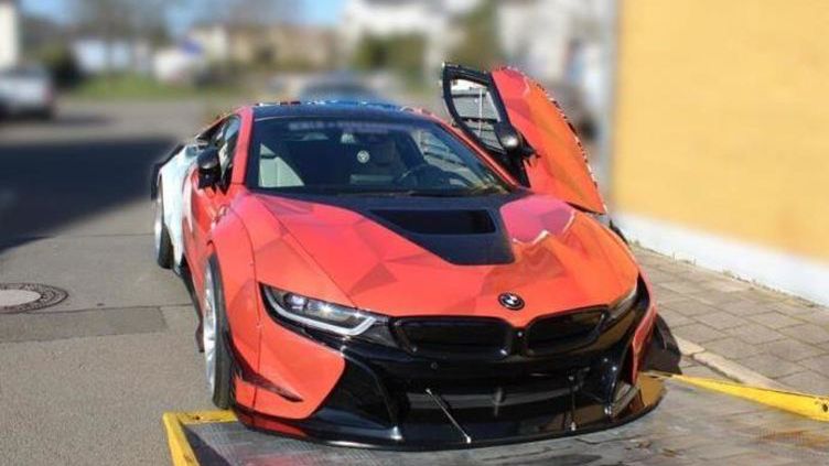 BMW o wartości ponad 300 tys. euro najprawdopodobniej trafi na złom.