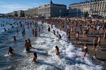 Rekordowe upały w Europie! Francja w czerwonym alercie, szkoły zamknięte, zakaz kąpieli
