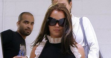 Britney jest uczulona na majtki!