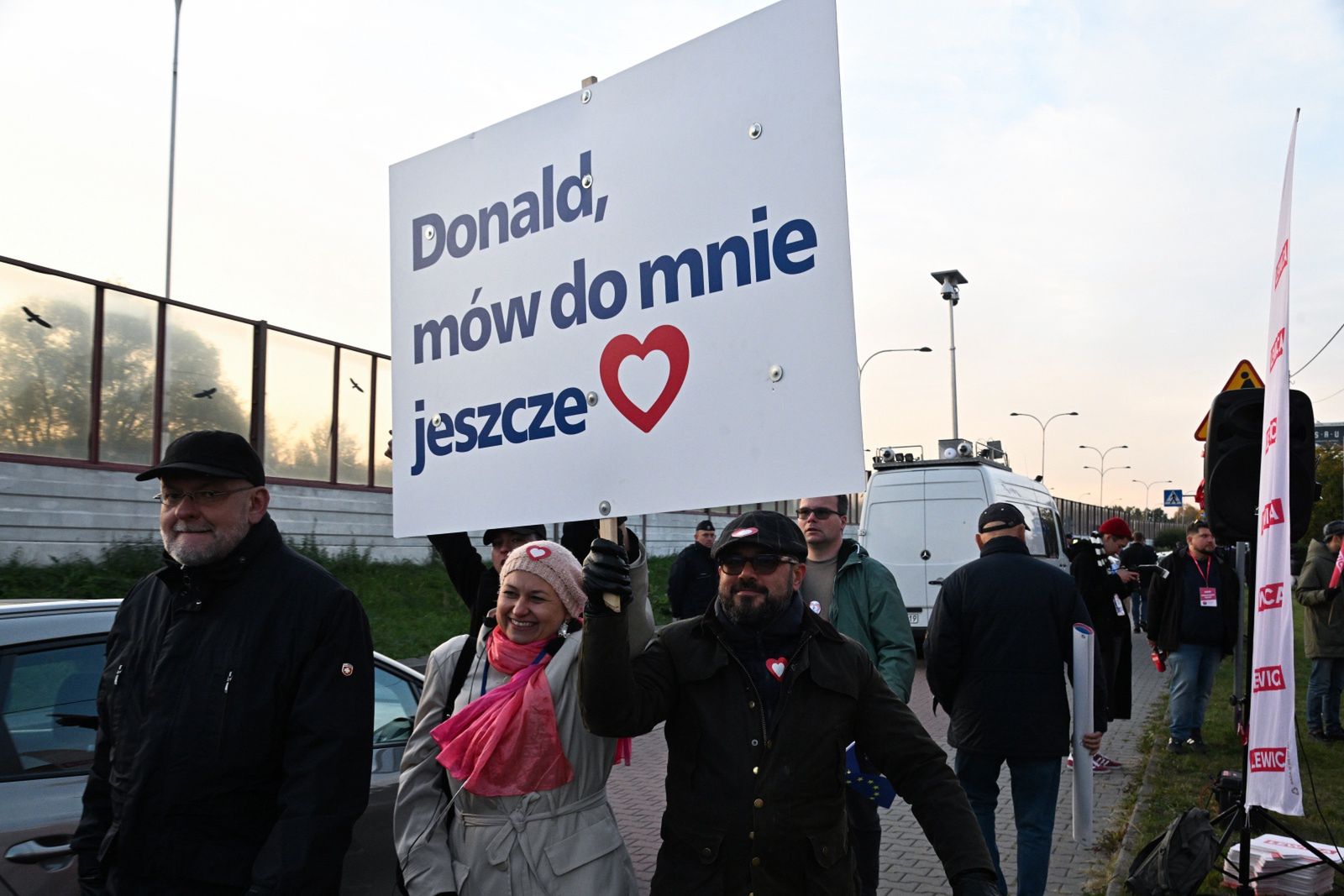 uczestnicyRadek Pietruszkadebata, manifestacja, Polska, protest, studio, Telewizja, telewizyjne, TVP, wybory