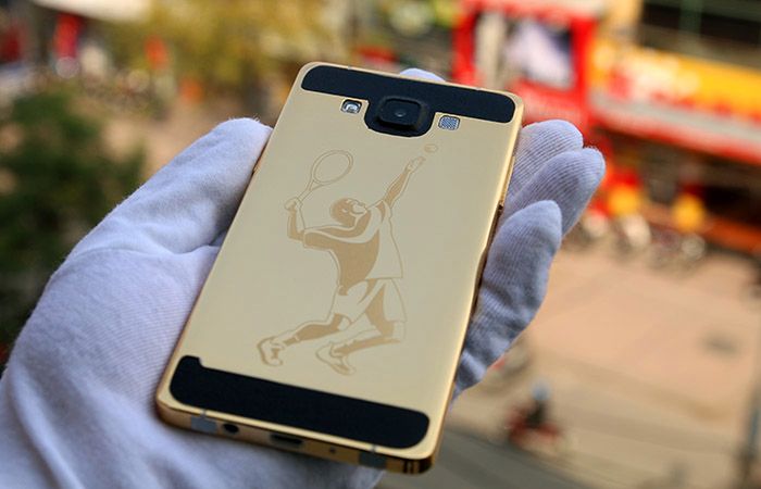 W skrócie: Galaxy S6 ze słuchawkami Sennheisera i udziały mobilnych urządzeń w polskiej sieci 7