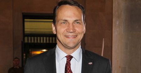 Sikorski znalazł rozwiązanie. "W ciągu 24h Putin zostałby bez armii"