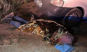 Usłyszeli wołanie o pomoc. Mężczyzna leżał w zaroślach