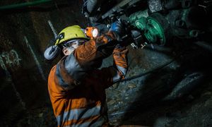 Dostaną po pięć lat urlopu i 170 tys. zł odprawy. Oto szczegóły