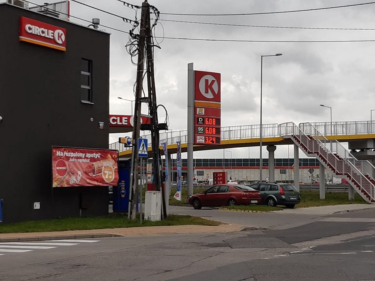 Cena benzyny w Warszawie. Kierowca nie mógł uwierzyć własnym oczom