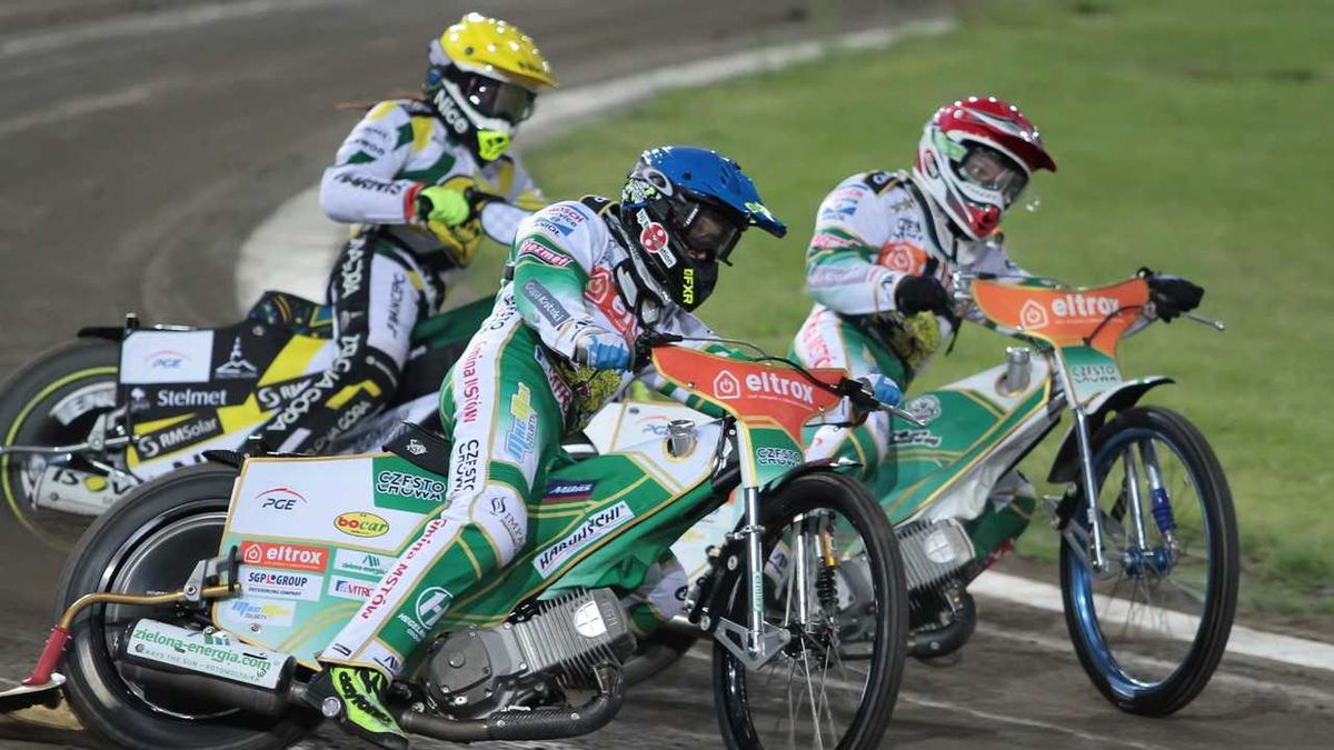 WP SportoweFakty / Patryk Kowalski / Na zdjęciu: Lindgren i Holta przed Lindbaeckiem