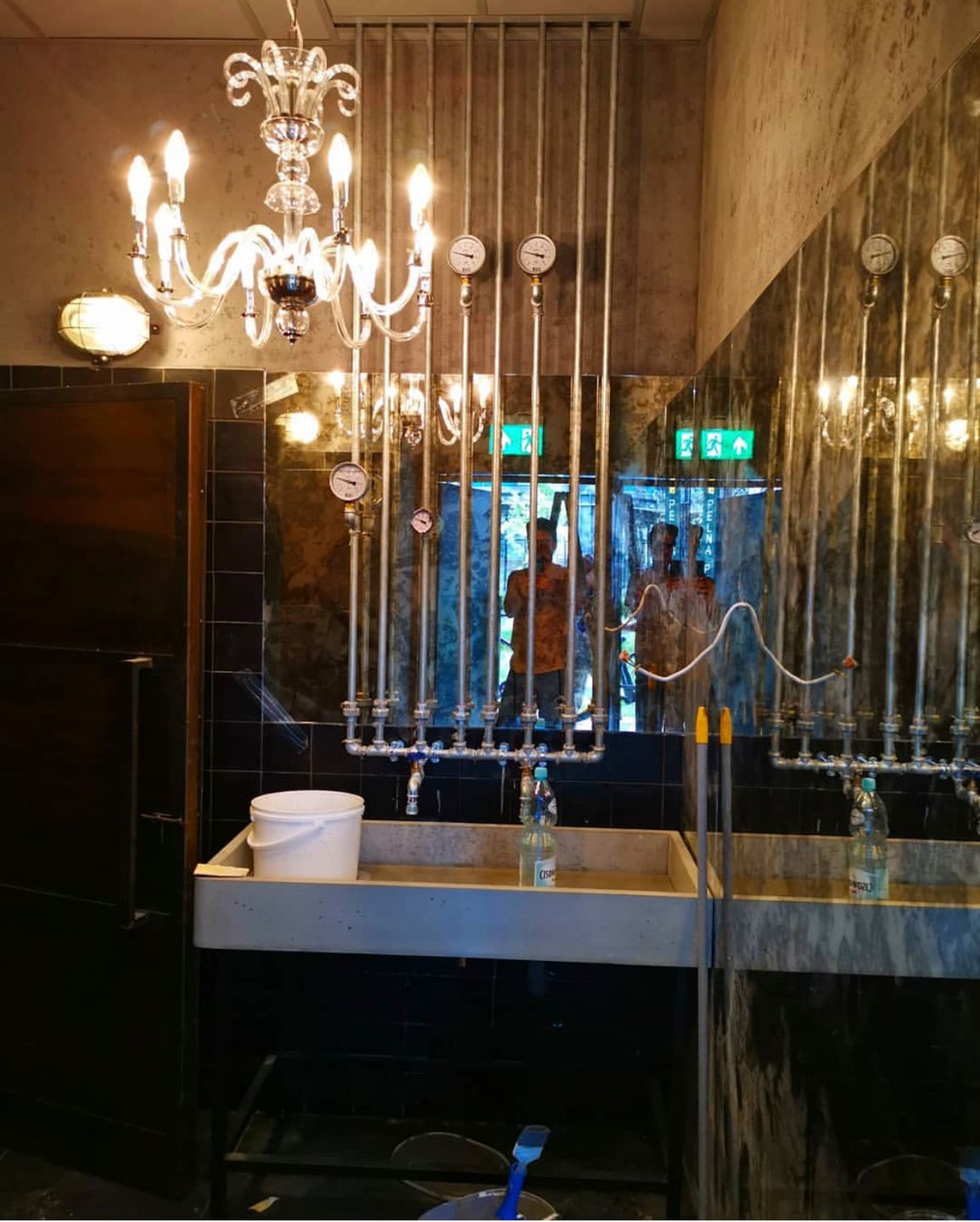 Kuba Wojewódzki otwiera restaurację