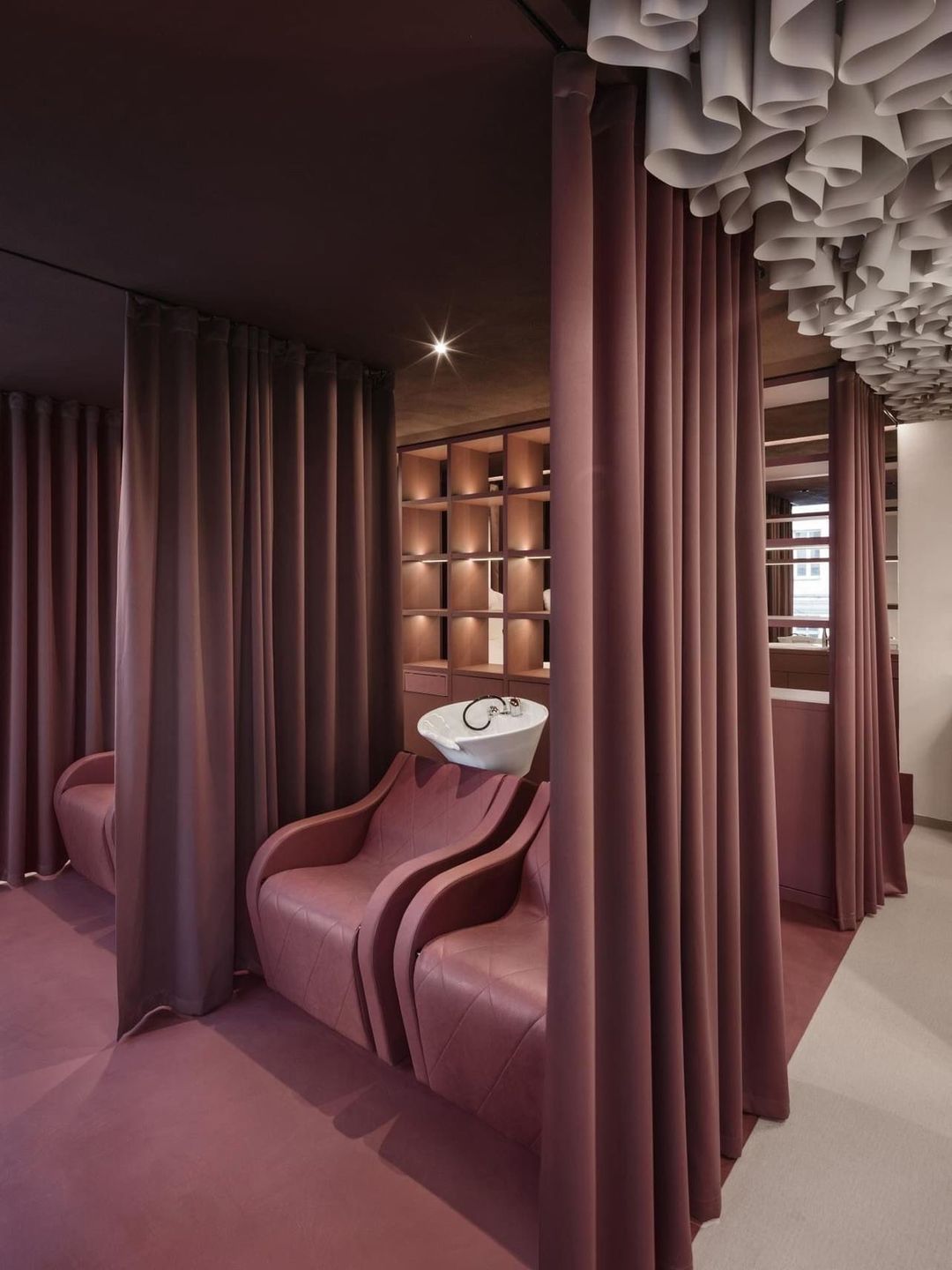 Salon Ruby Blue w Warszawie