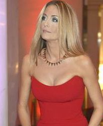 Rozenek: Jej życie pełne jest tajemnic! Była już rozwódką, przyjaźniła się z Martą Kaczyńską!