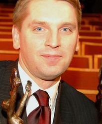 Gwiazdy sprzed lat. Czy dziś wstydzą się tych zdjęć?