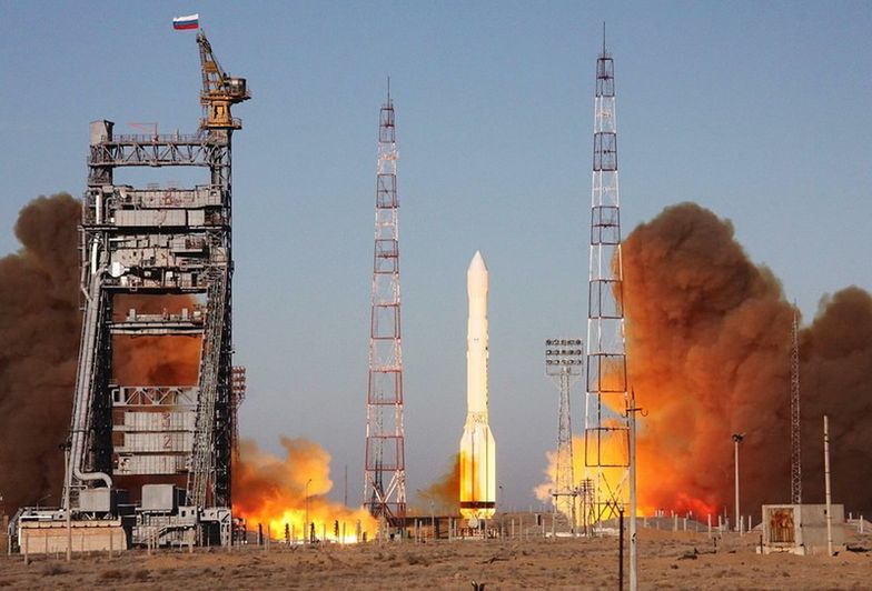 Udany start rakiety Proton w Rosji