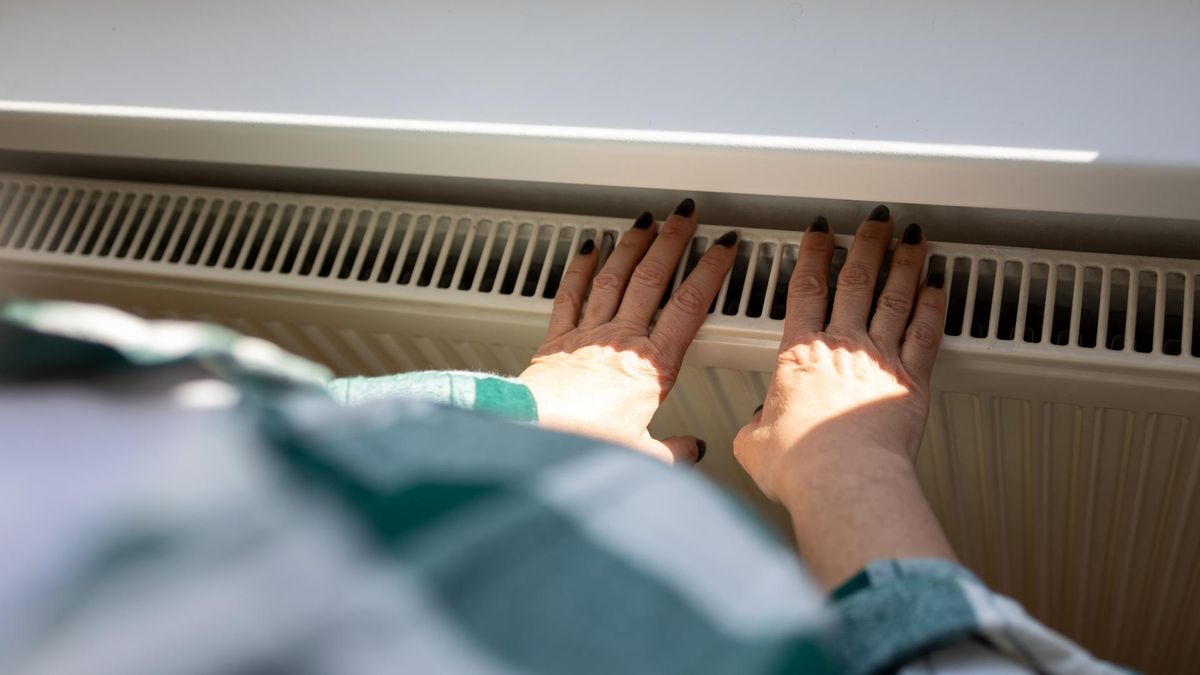 Dojmujące uczucie zimna może być jednym z objawów anemii z niedoboru żelaza