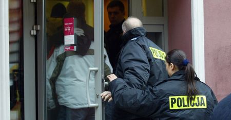 Oszustwo w znanym banku, placówka milczy. Straty sięgają 2,6 mln zł