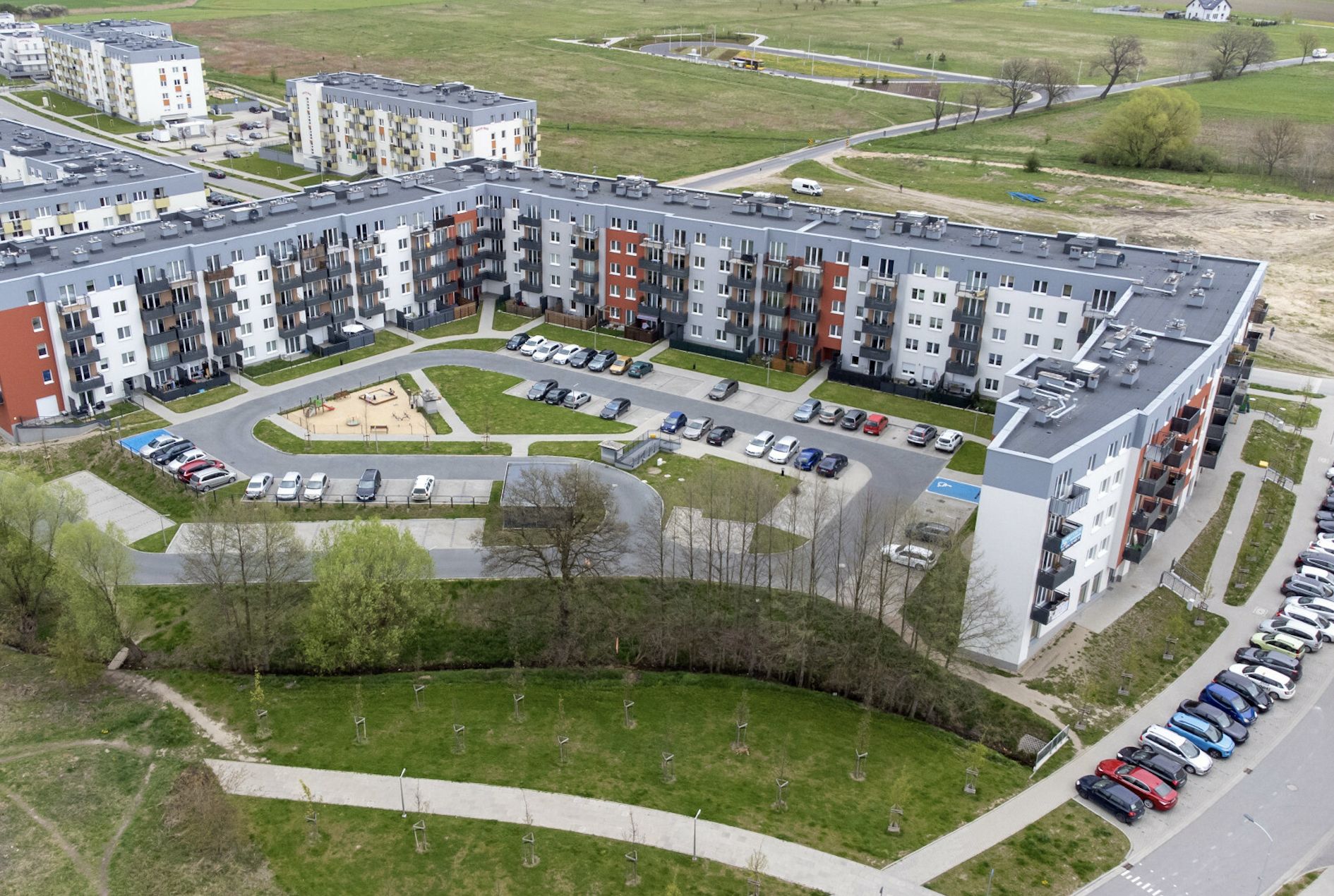 Koniec kręcenia nosem na wsi. Nowa ustawa uderzy w kapryśnych miastowych