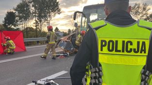 Tragedia w Kupnie. 75-latka wjechała pod autobus