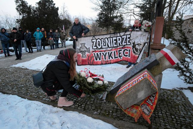 Nowa podstawa programowa, która zakłada zwiększenie informacji o żołnierzach wyklętych, będzie obowiązywała od roku szkolnego 2019/2020