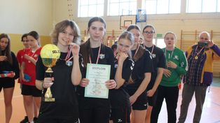 Królewiec: SP w Mniowie zwycięzcą turnieju piłki ręcznej o Puchar Wójta Smykowa