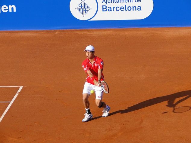 Kei Nishikori odniósł we wtorek swoje pierwsze w tym roku zwycięstwo na kortach ziemnych (foto: Jarosław Dudek)