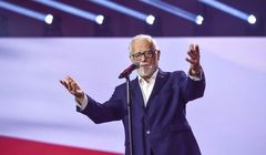 TVP1 liderem, duży spadek TVN. „#Murem za polskim mundurem” wśród hitów tygodnia