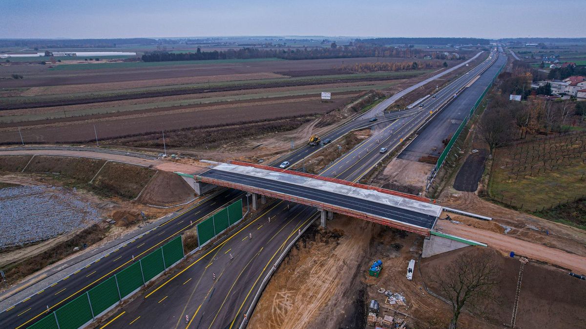 Budowa drogi ekspresowej S7 Załuski - Modlin (listopad 2024)