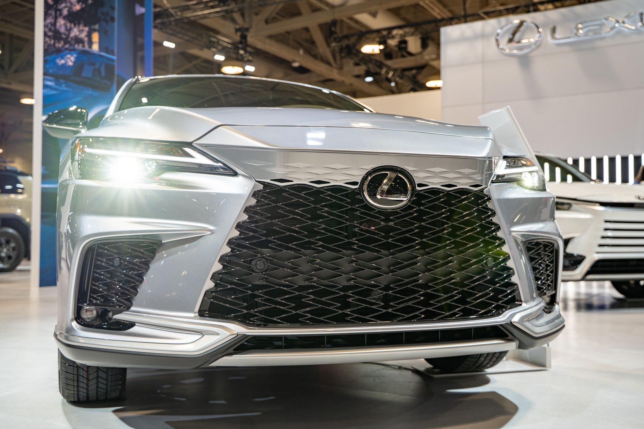 Popularne modele Lexusa dostępne na wyprzedaży