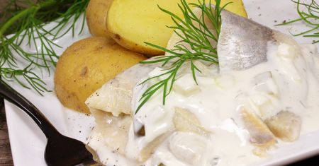 Nasi dziadkowie zajadali się tym daniem w piątki. Nas dziwi to połączenie