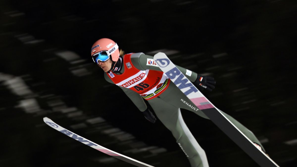 PAP/EPA / RONALD WITTEK / Na zdjęciu: Dawid Kubacki