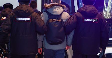 Rosyjska młodzież wierzy Putinowi? "Indoktrynacja od najmłodszych lat"