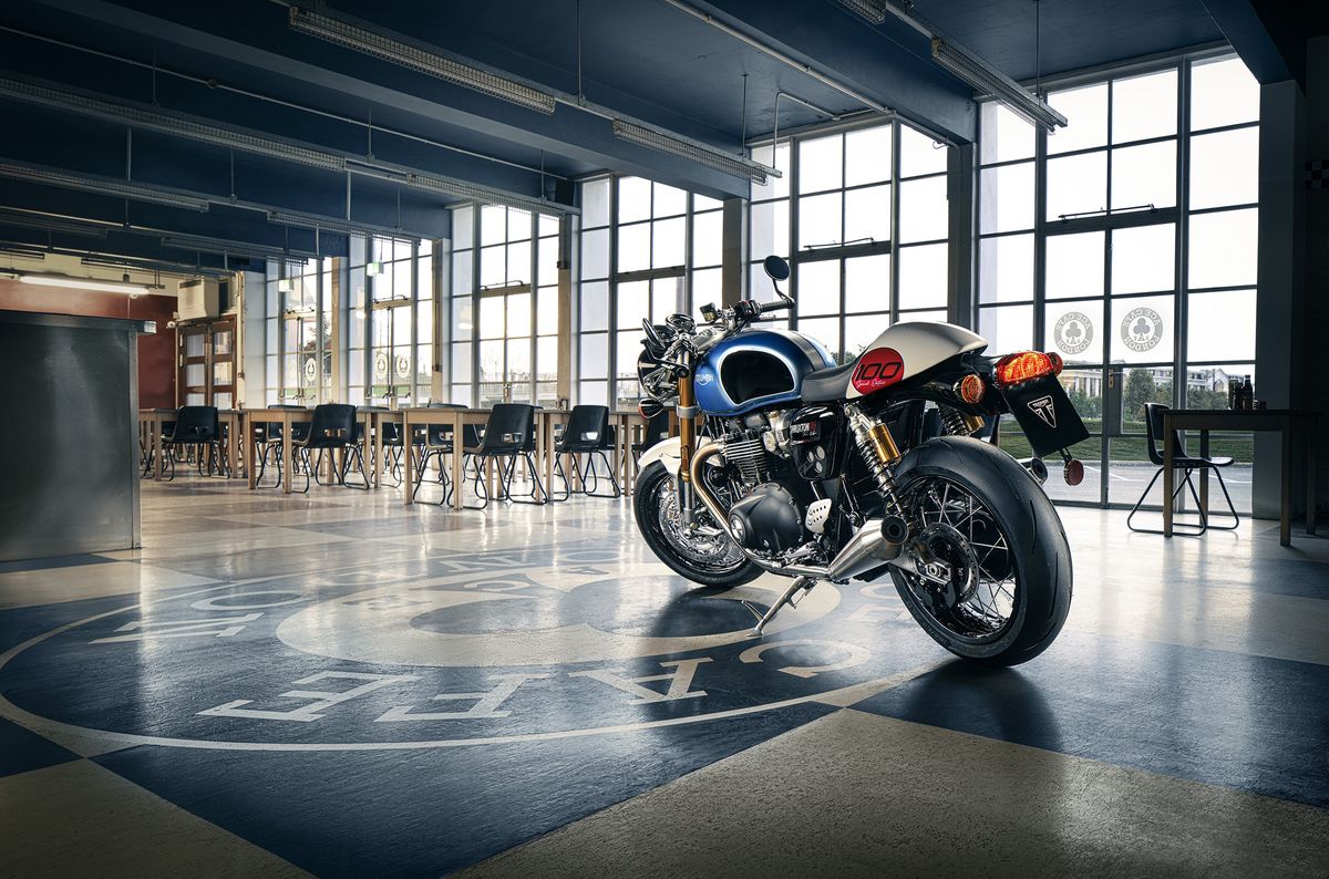 Triumph Thruxton RS Ton Up Special Edition