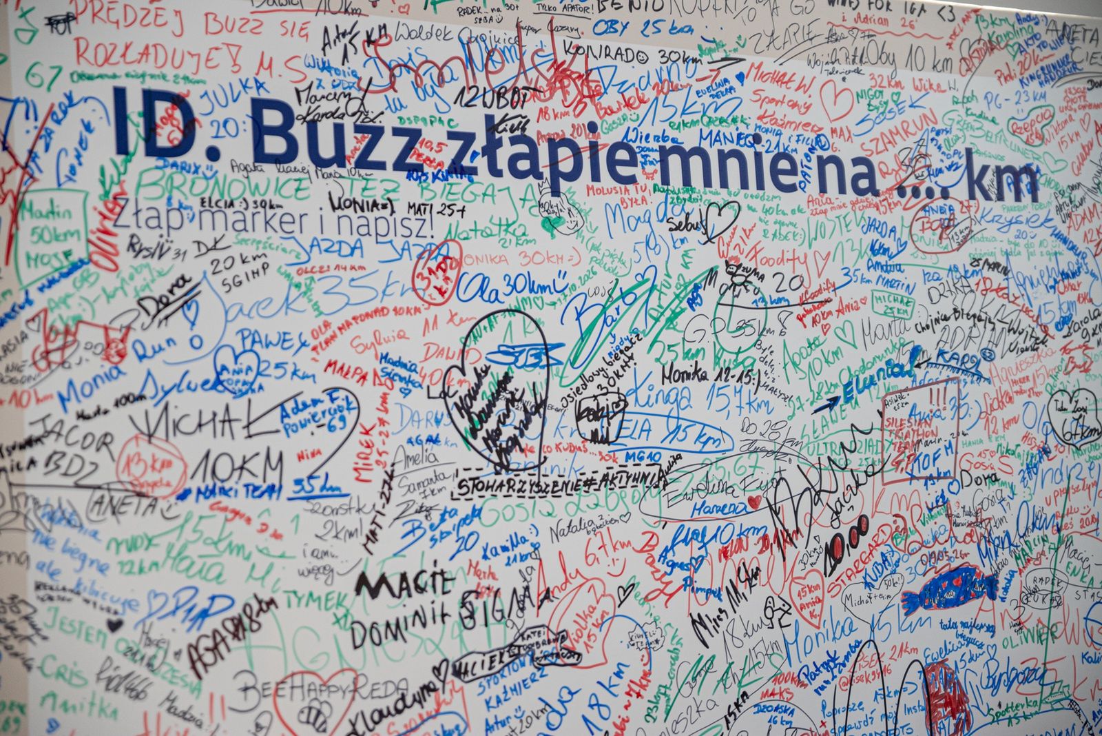 Tłumy na MTP przed wielkim biegiem. Nasz reporter jest na miejsc