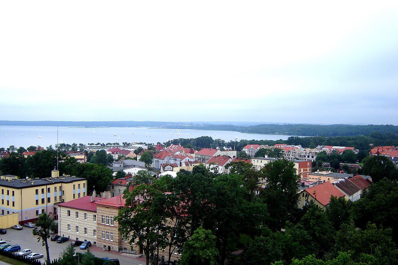 Na straganach w Giżycku Labubu kosztuje ok. 100 zł