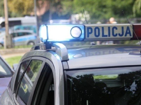 Ukrył się w skrzyni na ziemniaki – nietypowa akcja policji w gminie Żyrzyn  fot. AgroNews