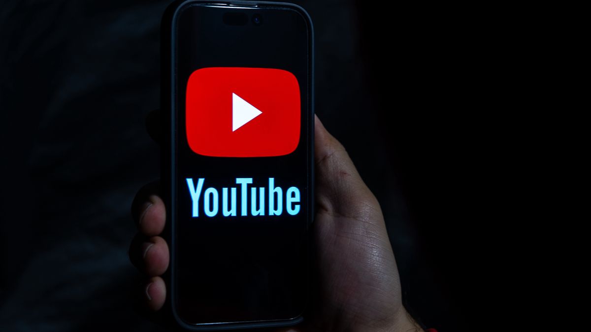 YoutubeANKARA, TURKIYE - DECEMBER 11: In this photo illustration logo of 'Youtube' is displayed on mobile phone screens in Ankara, Turkiye on December 11, 2023. (Photo by Didem Mente/Anadolu via Getty Images)