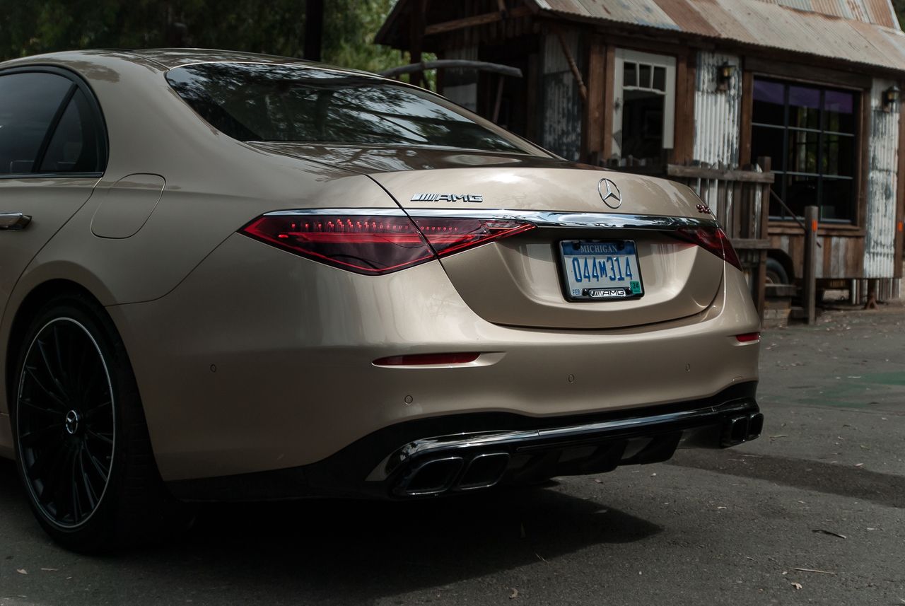 Mercedes-AMG S63 E Performance