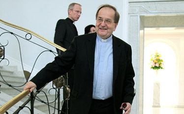 Ojciec Rydzyk: Ośmiesza się patriotyzm