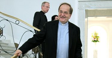 Ojciec Rydzyk: Ośmiesza się patriotyzm