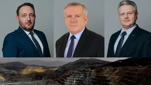 Od lewej prezes Rafał Pawełczak oraz członkowie zarzadu: Ryszard Jaśkowski i Stefan Świątkowski.