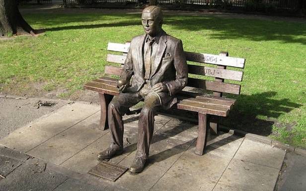 Pomnik Alana Turinga (Fot. Wired.com)