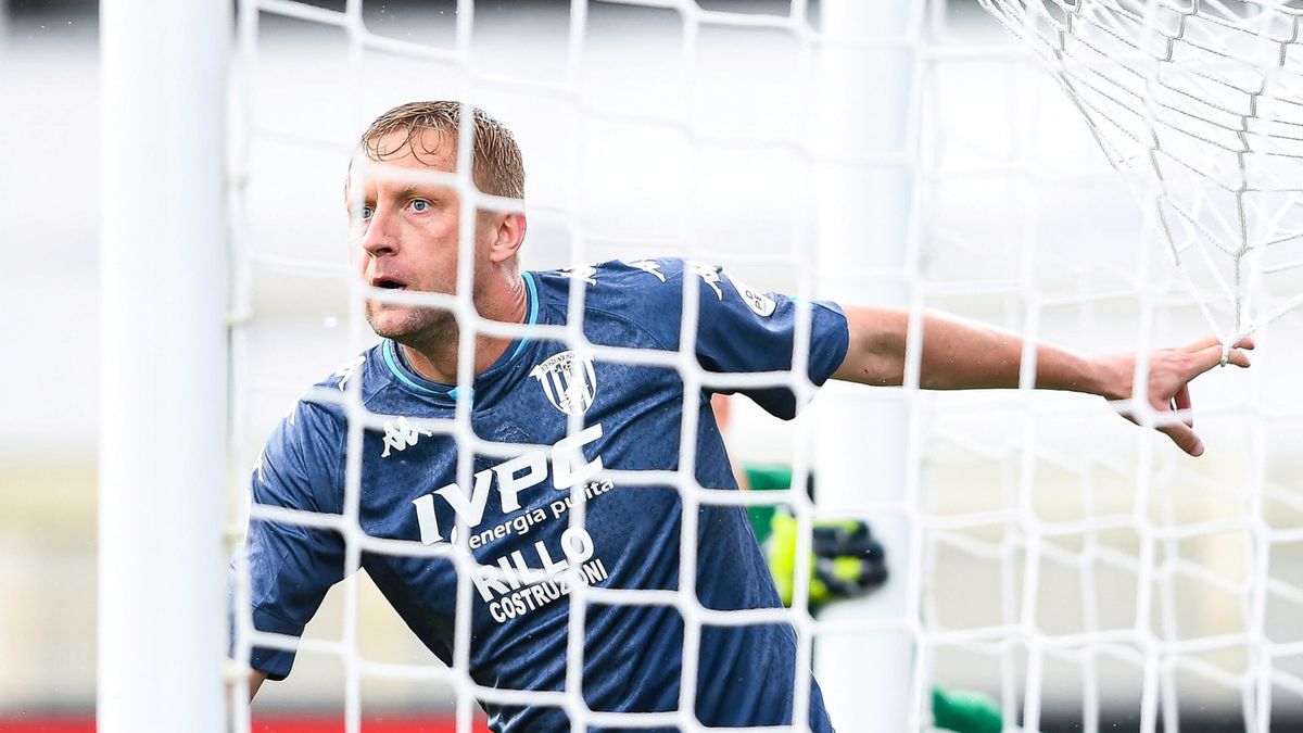 PAP/EPA / SIMONE ARVEDA / Na zdjęciu: Kamil Glik