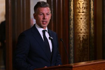 Przełom na Węgrzech. Parlament otworzył drogę do usunięcia prezydenta