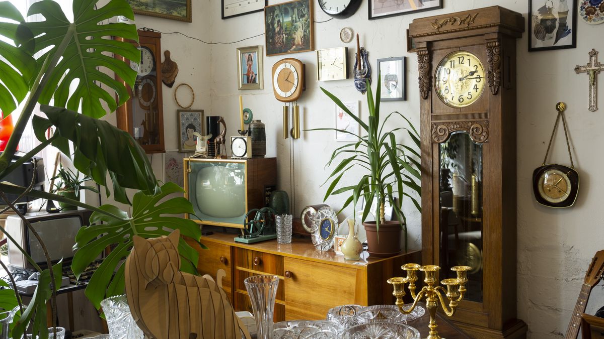 sklep antyki antyk look inside