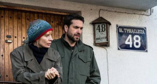 Magdalena Cielecka, Marcin Dorociński, Roma Gąsiorowska i Piotr Fronczewski w filmie "Ciemno, prawie noc"