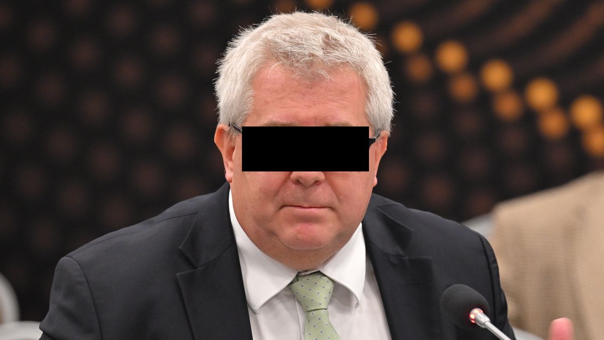 Znany polityk PiS z zarzutami. Byłemu europosłowi grozi nawet 15 lat więzienia