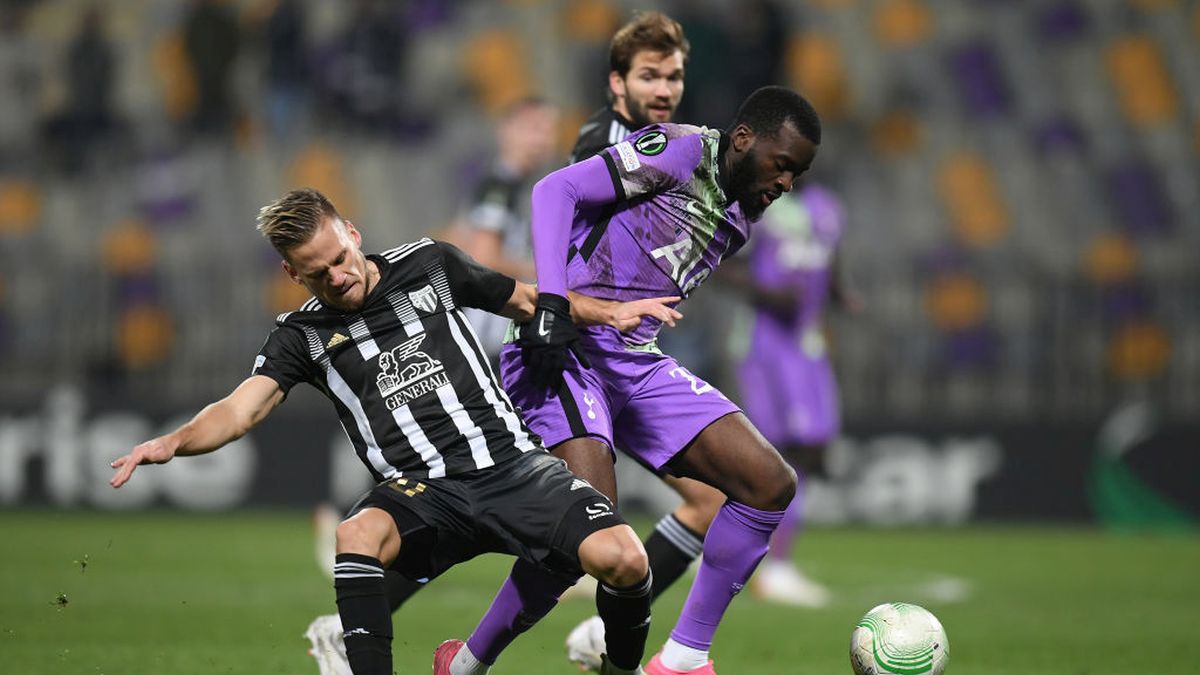 Getty Images /  Tottenham Hotspur FC / Na zdjęciu: Tanguy Ndombele i Tomi Horvat (z lewej)