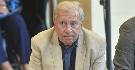 "Jest bardzo roztrzęsiony". Jerzy Stuhr nie może dojść do siebie