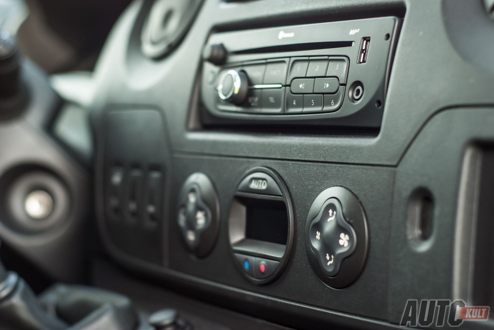 Renault Master 165dCi L3H2 - test [galeria] 17