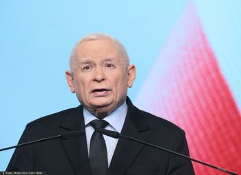 Kaczyński ma sposób na słabe sondaże. "Trzeba zamówić własne"