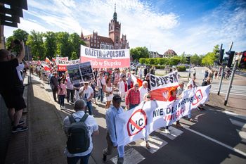 Marsz przeciwko masowym imigrantom przeszedł przez Słupsk