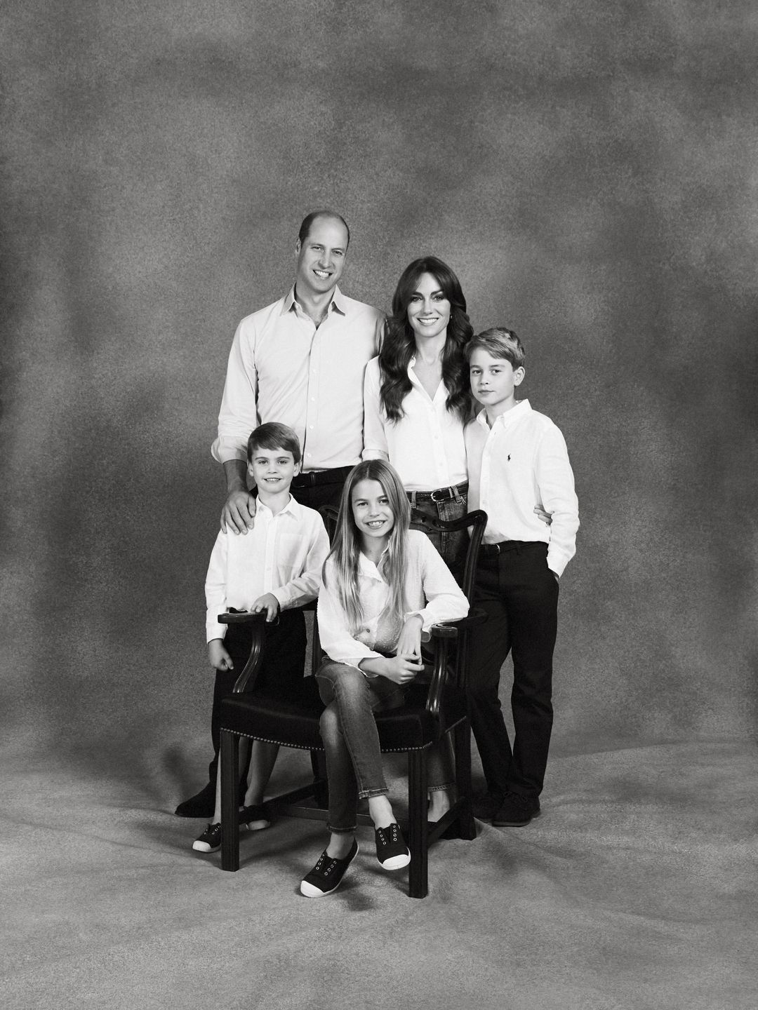 Księżna Kate i książę William na świątecznej pocztówce z dziećmi