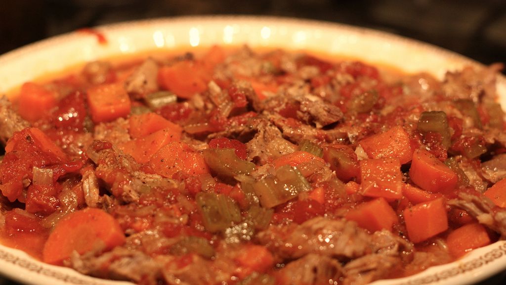 Duszona łopatka cielęca (samo mięso)